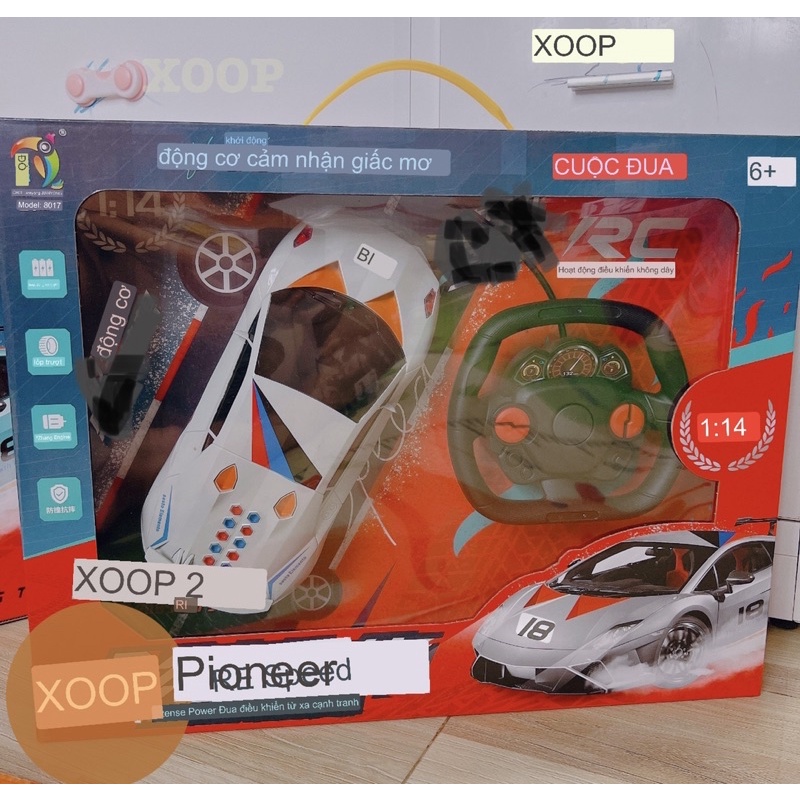 Đồ chơi ! Xe đua khiển 4 chiều sạc pin 2 màu cho bé mã 8017