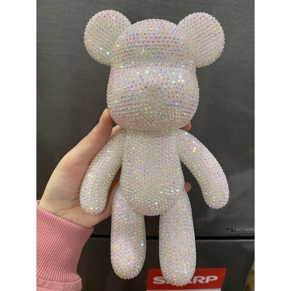 Gấu đính đá handmade Bearbrick size 23cm hàng cao cấp Hudo