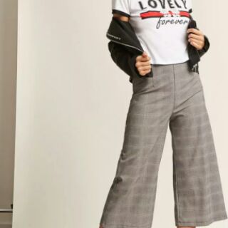 Áo thun Lovely F21
