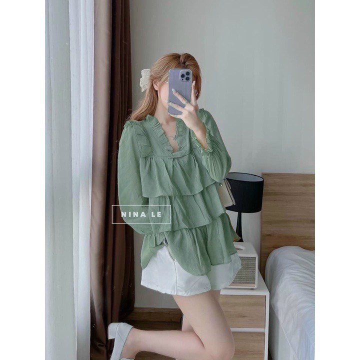 set áo bèo tầng xinh màu xanh đỏ kèm quần đùi k