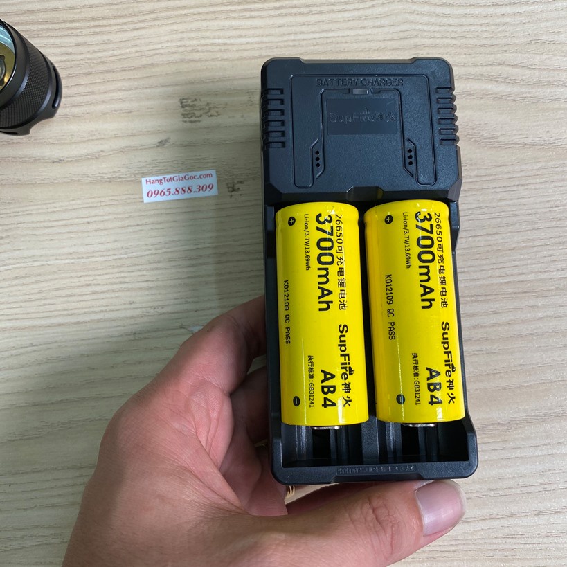 Đèn pin siêu sáng Supfire L3 zoom xa gần, bóng led P90 cao cấp 36W, siêu sáng và pin khỏe –