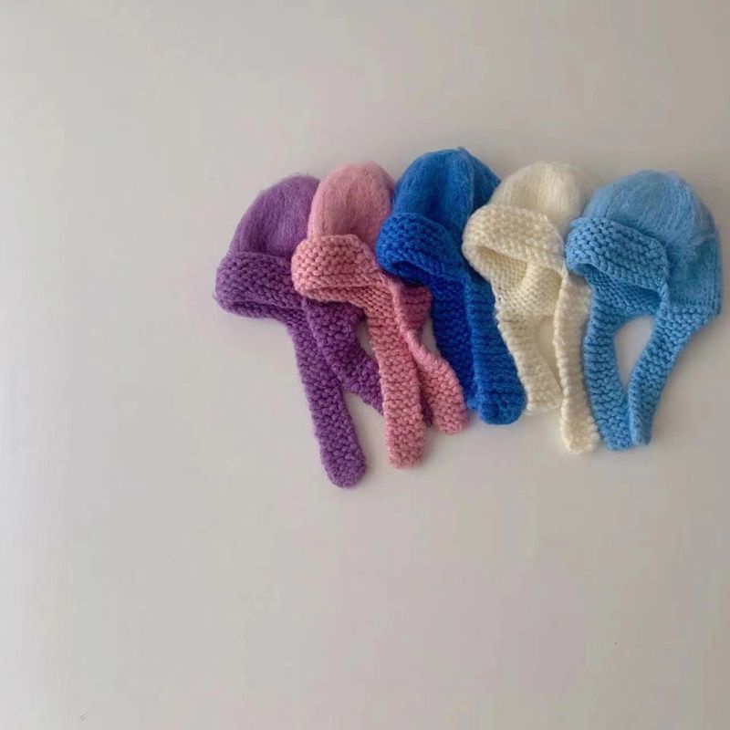Mũ len có quai chất liệu len dày dặn cho bé