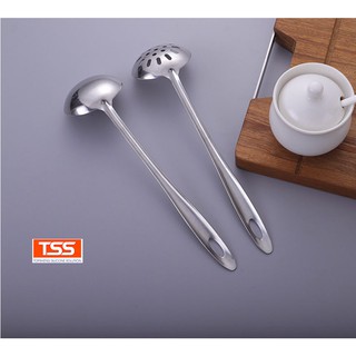 Set 2 chiếc mui múc cánh + mui thủng cho nhà bếp