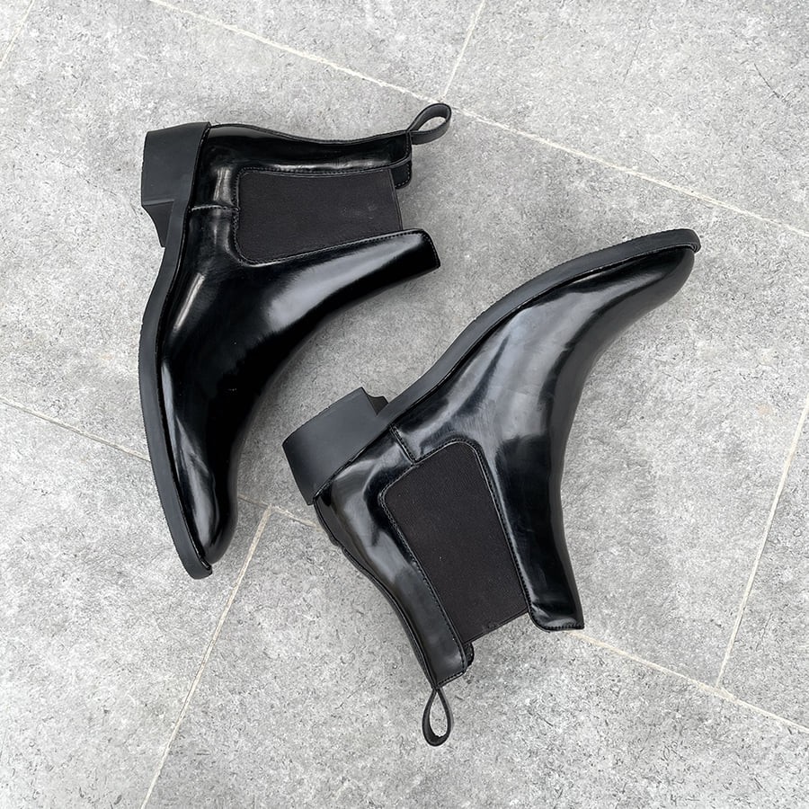 Giày Chelsea Boots nam da bò bóng màu đen, Boot nam da bò bóng đế cao su đúc cao 4cm size 38-43 phối đồ cùng Skiny Jean | BigBuy360 - bigbuy360.vn