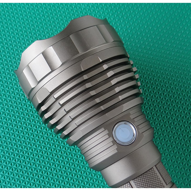 Đèn pin WainLight H16 XHP70.2 4200lm 2x26650 chuyên chiếu xa, rộng (tương tự CONVOY L6)
