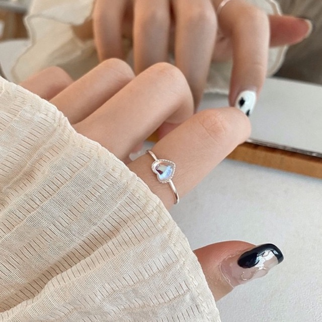 Nhẫn trái tim đá Moonstone nhân tạo, nhẫn bạc nữ đá xanh Blackmeo