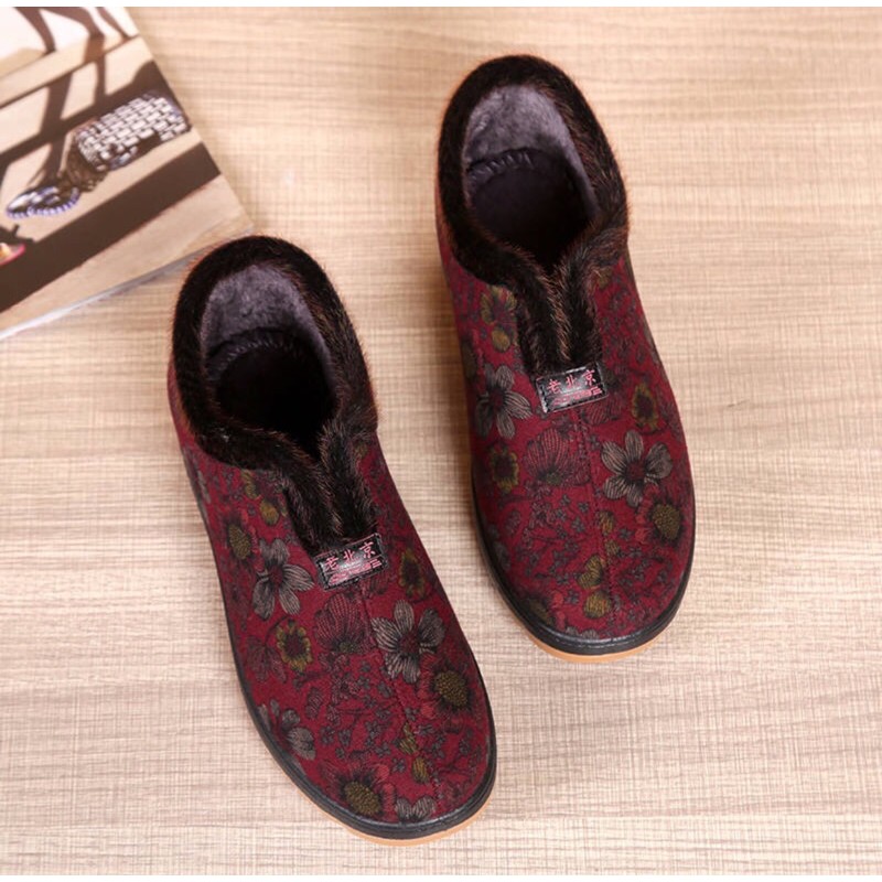 Giày lót lông siêu ấm cho người trung niên các bà các mẹ