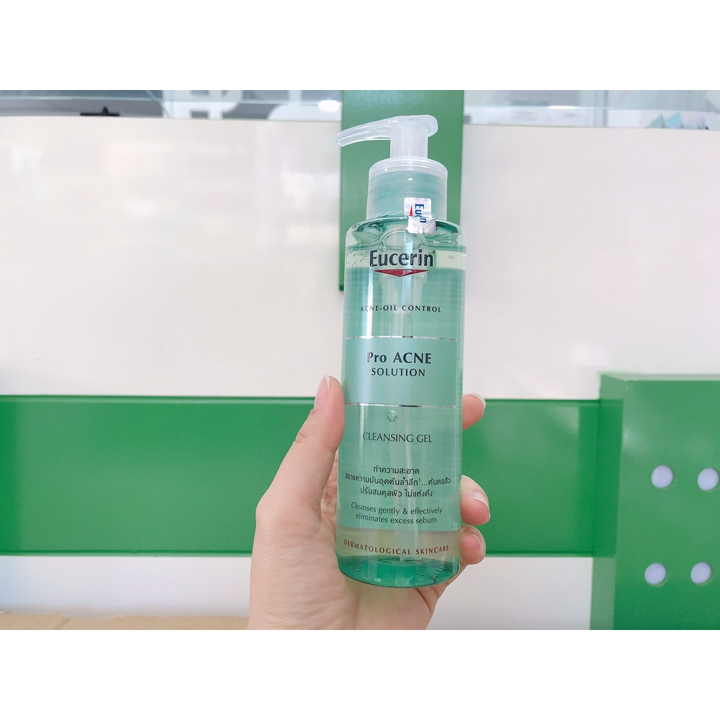 Sữa rửa mặt dạng gel dành cho da nhờn mụn Eucerin Pro Acne Solution Cleasing Gel 200ml