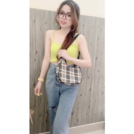 Túi xách nữ đeo chéo bầu kẻ ô đẹp Hot Trend 2022