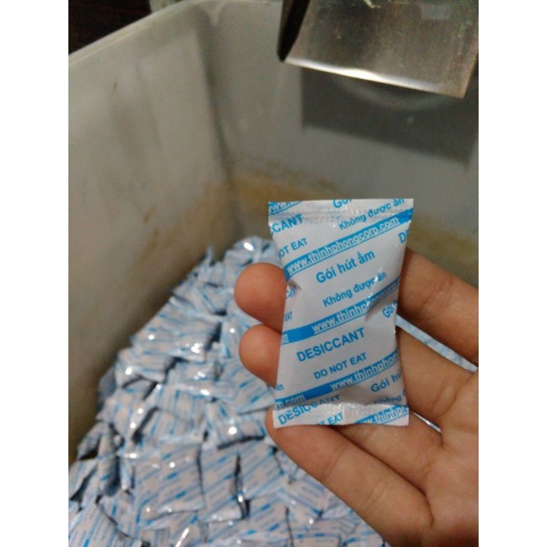 1KG Gói Hút Ẩm Thực Phẩm, Giày Dép, Quần áo.... Clay 20/30 Gram