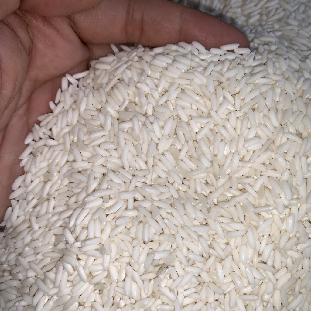Gạo Nếp Thái – Nhập khẩu từ Thái Lan – Hạt dài, rất dẻo, thơm nhẹ - Túi 1kg hút chân không
