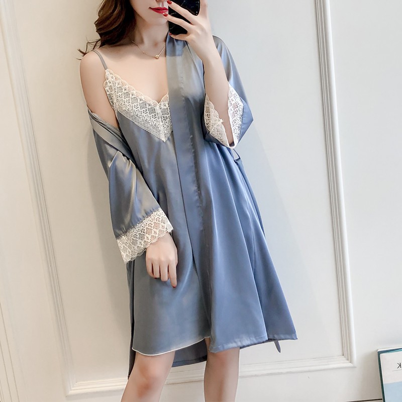 Set Đầm Ngủ Hai Dây Cổ Chữ V Phối Ren + Áo Choàng Chất Liệu Lụa Lạnh Quyến Rũ Cho Nữ | BigBuy360 - bigbuy360.vn