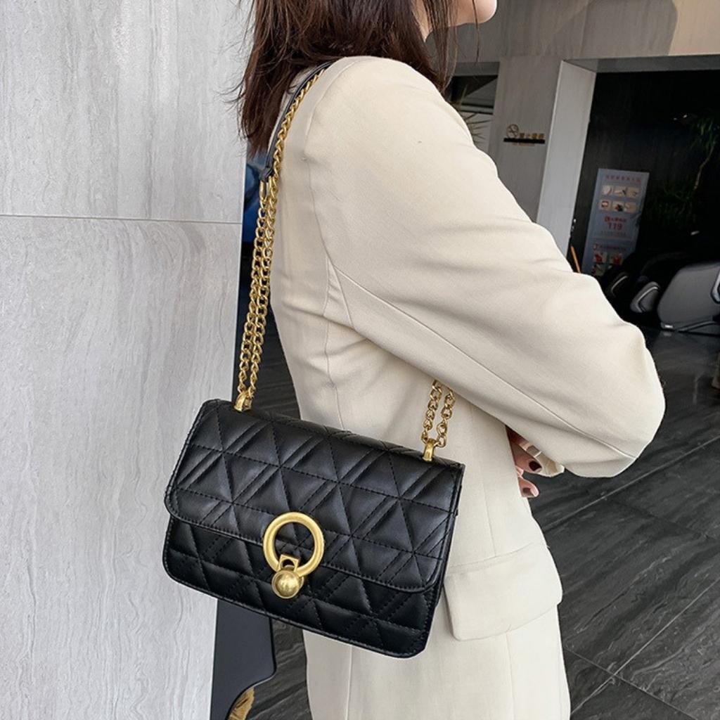 Túi Xách Nữ Đeo Chéo Dây Xích Móc Khóa Hình Tròn  HARA Túi Xách