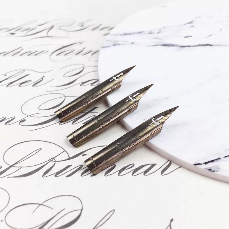 - Ngòi viết CALLIGRAPHY Leonardt EF Principal