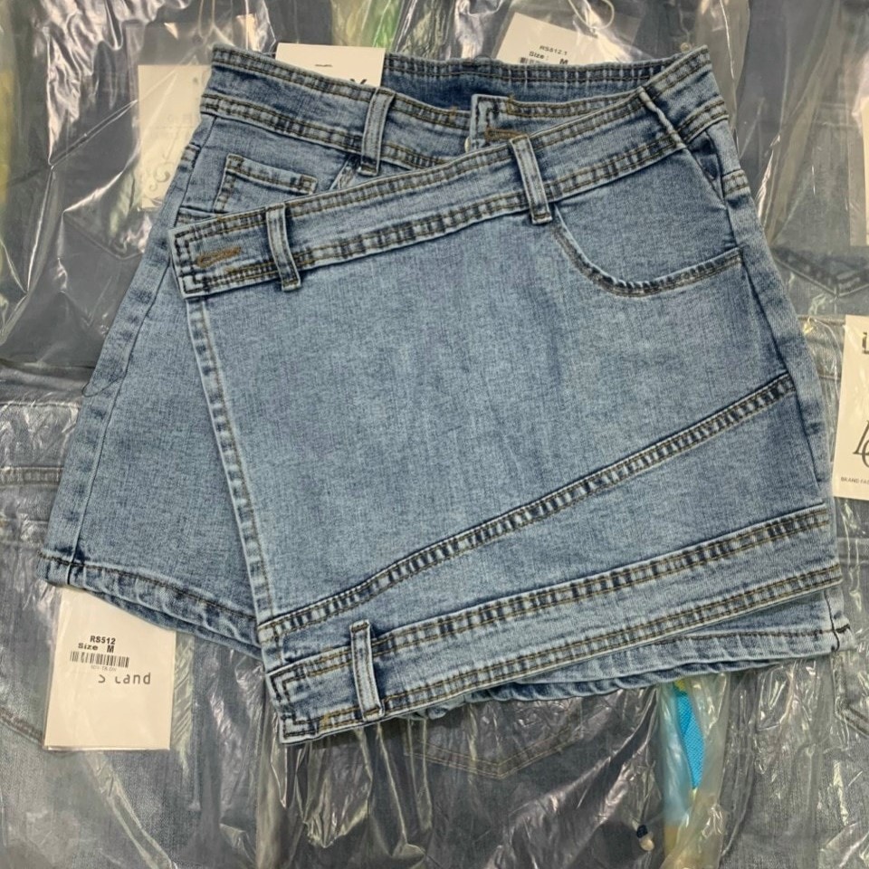 CHÂN VÁY BÒ KIỂU🍀QUẦN VÁY JEAN VẠT LỆCH SANG CHẢNH | BigBuy360 - bigbuy360.vn