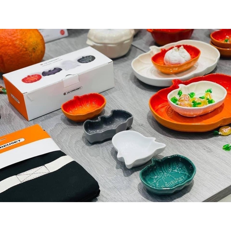 SET 4 ĐĨA NHỎ HOẠ TIẾT HALLOWEEN LE CREUSET