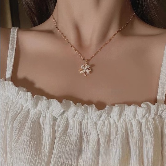 Vòng cổ Thiết Kế Sang Trọng Hình Cối Xay Gió Cho Nữ