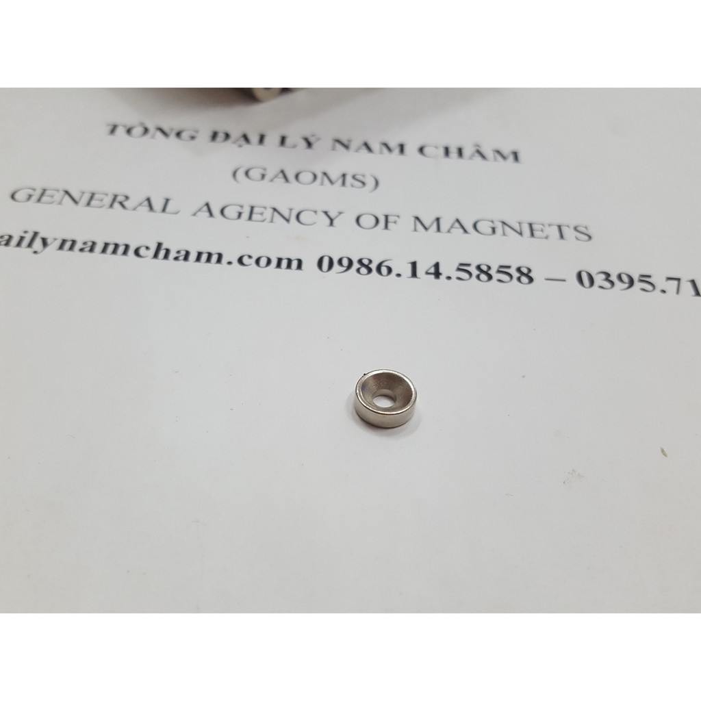 Nam châm 8x3 lỗ 3mm, nam châm viên có lỗ vát bắt vít lực hút mạnh