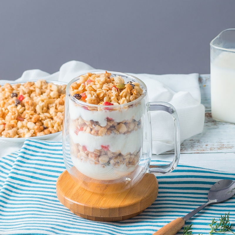 [HSD 10/2022] Ngũ cốc trái cây ăn kiêng Calbee Nhật Bản 500gr - Màu đỏ Hàng chính hãng