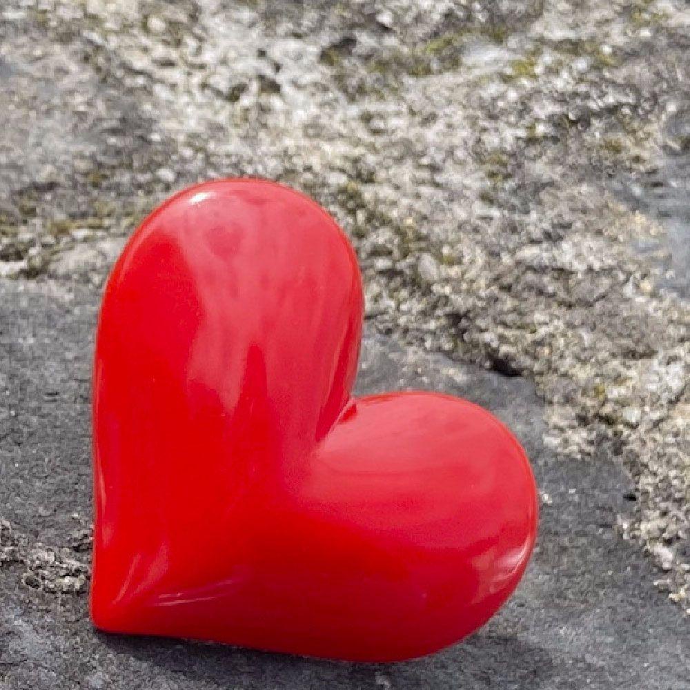 Nhẫn Nhựa Acrylic Hình Trái Tim Màu Hồng Thời Trang