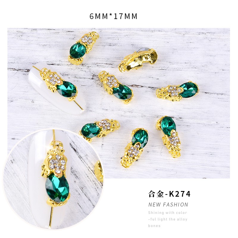 Nhẫn Đính Đá Zircon May Mắn Sang Trọng