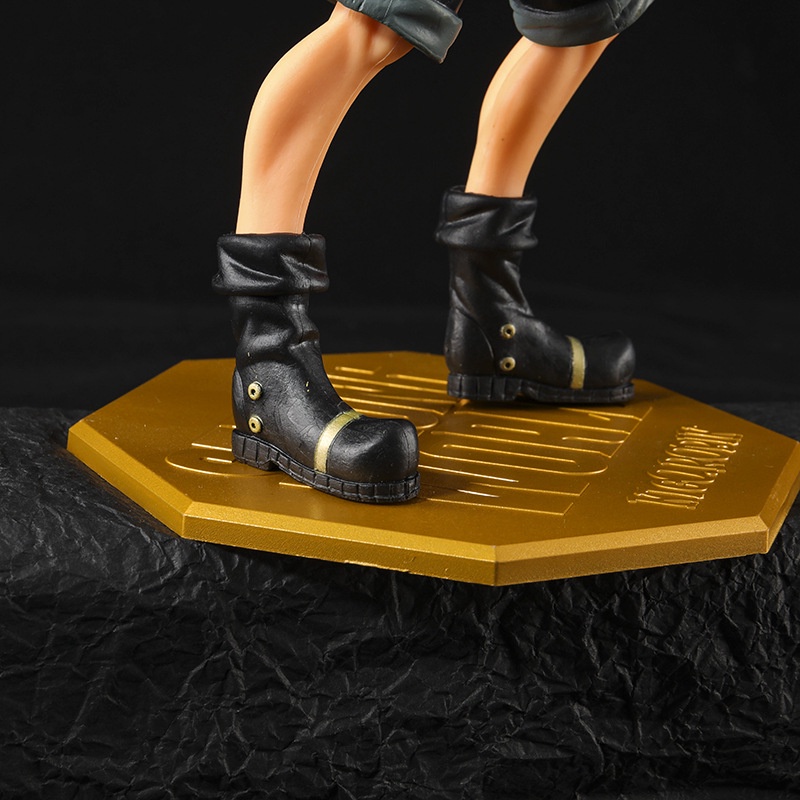 Đồ trang trí Nhân Vật Hoạt Hình One Piece 22cm