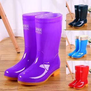 Ủng chất liệu bằng cao su chống nước để đi mưa tiện lợi