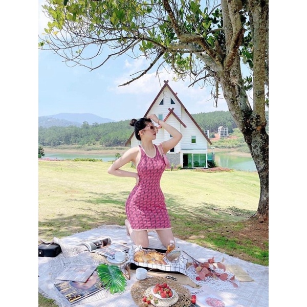Váy len yếm bồng siêu hót (new)