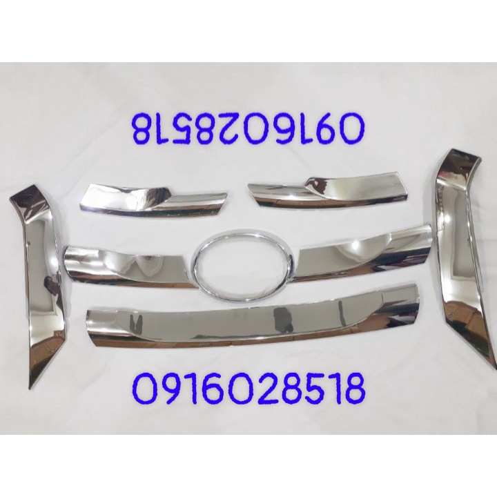 Ốp mặt Calang xe Toyota Fortuner 2017 2018 2019 2020 xi mạ Crom mat ca lăng
