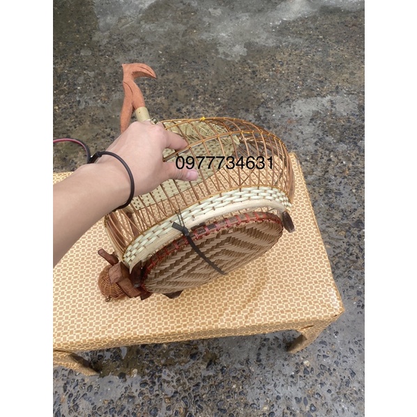 Lồng chim cu gáy quả đào nóc đan mây