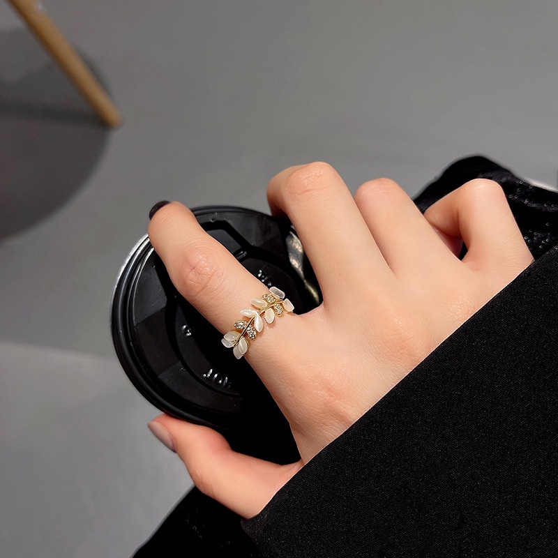 Nhẫn Đồng Đính Đá Zircon Hình Lúa Mì Thời Trang Cổ Điển Có Thể Điều Chỉnh Cho Nữ