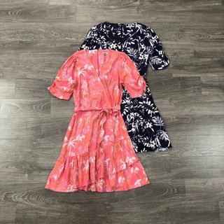Đầm hoa linen cổ wrap Oliver Bonas Kami