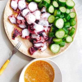 Râu bạch tuộc đỏ