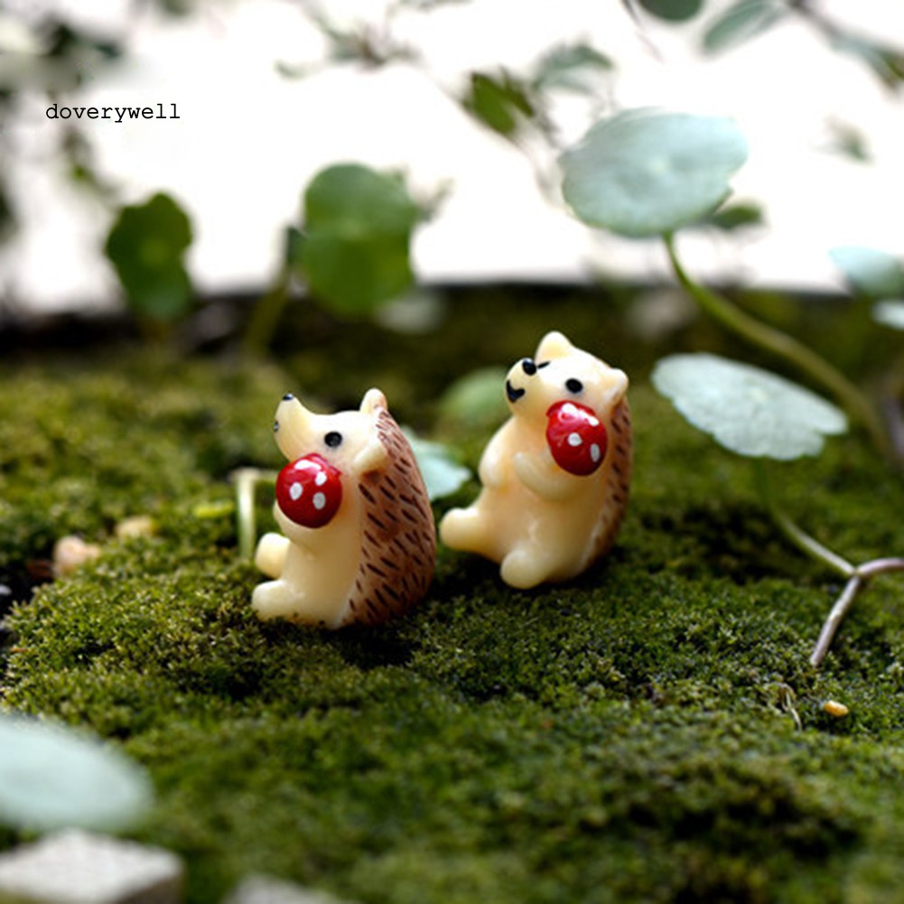 2 Chú nhím mini bằng nhựa resin dùng để trang trí tiểu cảnh