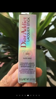 Son Dior 320 xách tay Canada