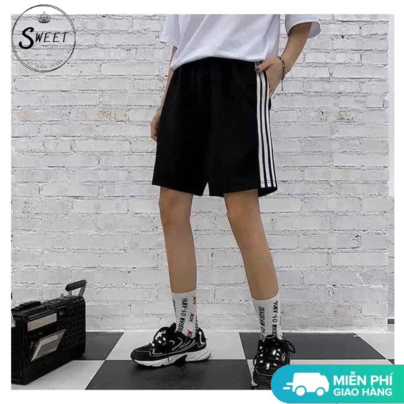 Quần đùi nam nữ QN04 kẻ 3 sọc Unisex dáng Hàn Quốc siêu mát, quần short nam nữ form rộng lên đồ cực đẹp