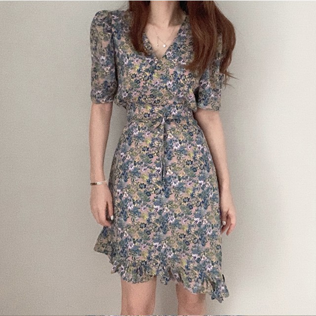 Đầm họa tiết hoa cúc phong cách retro thanh lịch thời trang Hàn Quốc | BigBuy360 - bigbuy360.vn