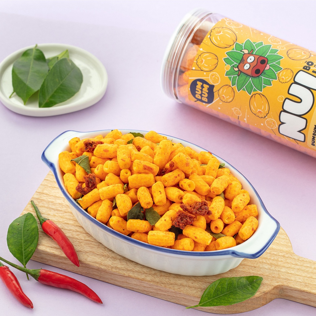 Nui sấy khô bò lá chanh, nui giòn xóc bò lá chanh dumbum đồ ăn vặt 300g