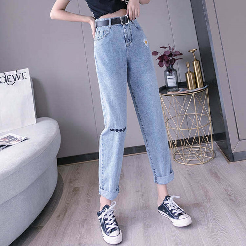 Quần Jeans Thêu Hoa Phong Cách Hàn Quốc Xinh Xắn Cho Nữ