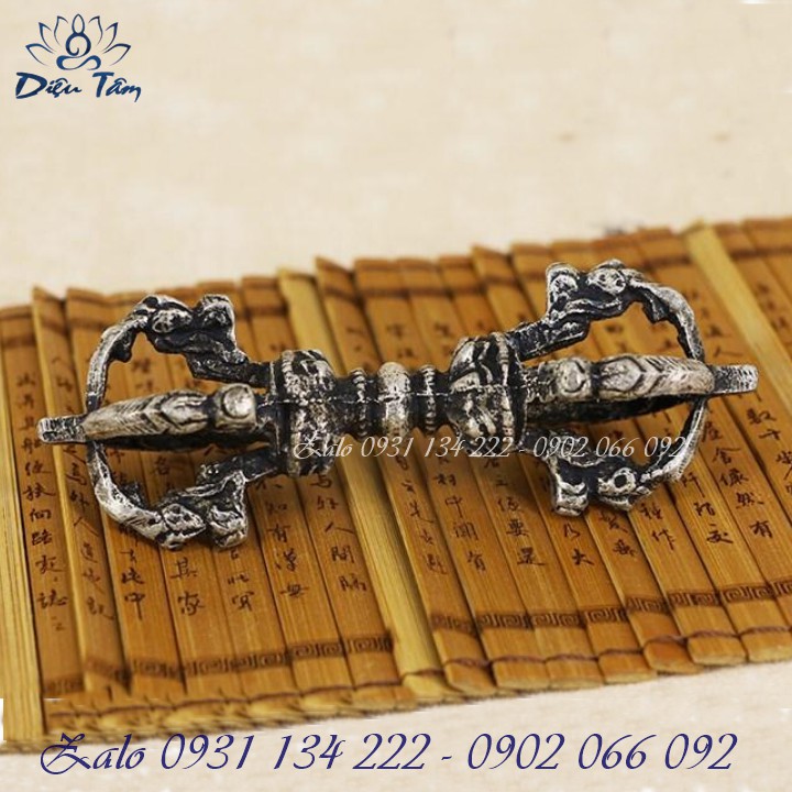 Pháp khí mật tông Chuông và chày Kim Cang