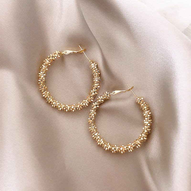 Khuyên tai hình vuông bằng kim loại thời thượng