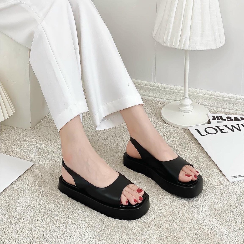 Giày Sandal Nữ- Giày Sandal Moe Moe Quai Ngang Đế Bánh Mỳ 3p Xinh Xắn Hàng VNXK