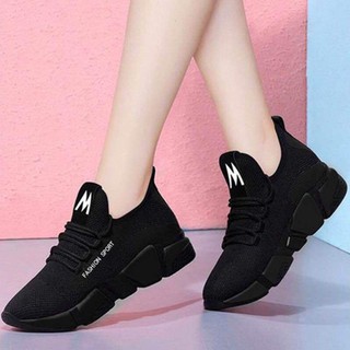 Giày sneaker nữ 2020