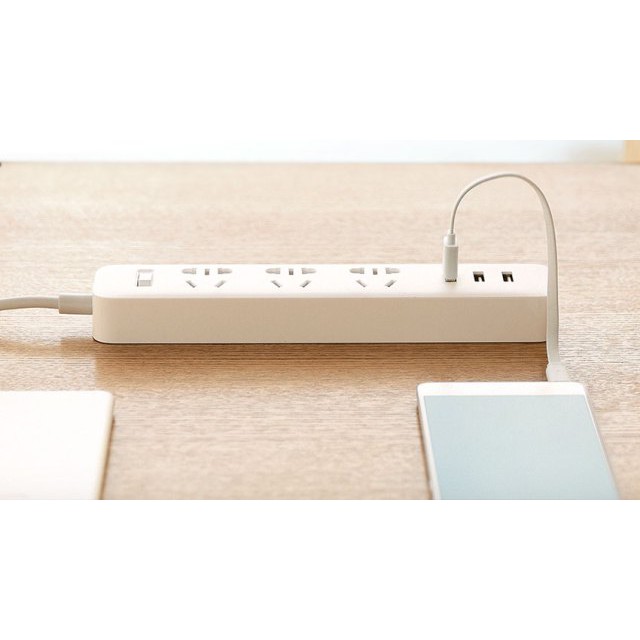 Ổ Cắm Điện Thông Minh Xiaomi Mi Smart Power + 3 Cổng Usb 2a