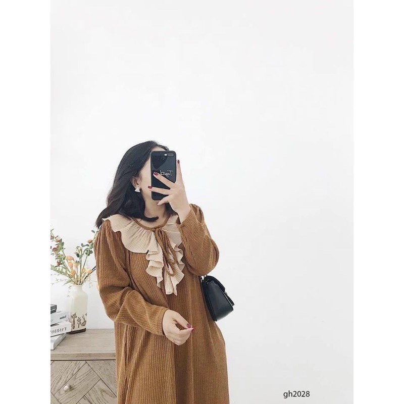 [Rẻ Vô Địch ]Về hàng em váy len zip bèo lơ cổ kèm dây thắt eo xinh lắm ạ Chất len zip dày mịn giãn bao đẹp Hàng may kỹ