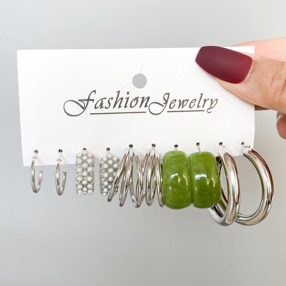 Bộ khuyên tai thiết kế hình vòng tròn và bươm bướm mạ vàng cỡ lớn đính ngọc trai thời trang cổ điển cho nữ