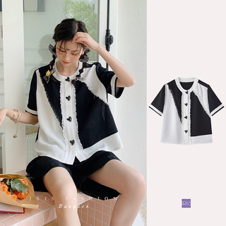 「Hàng sẵn」IRIS BOUTIQUE 22/SS IS151 heart button -Áo sơ mi (SẢN PHẨM CÓ SẴN TẠI VIỆT NAM)
