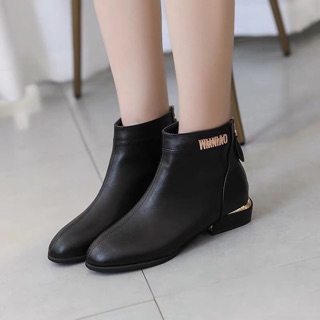Bốt bệt cổ thấp