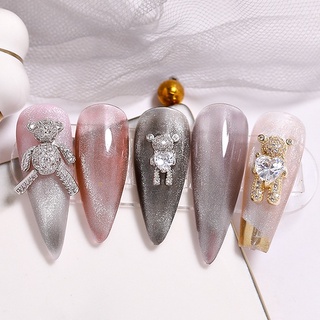 Charm Gấu Đá Ôm Tim Đá Trắng Cao Cấp Đính Móng