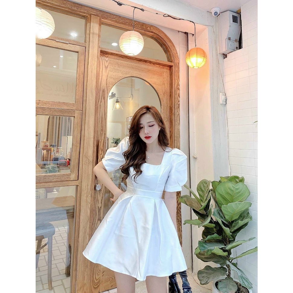 Đầm Phi Xoè Cổ U Siêu Đẹp